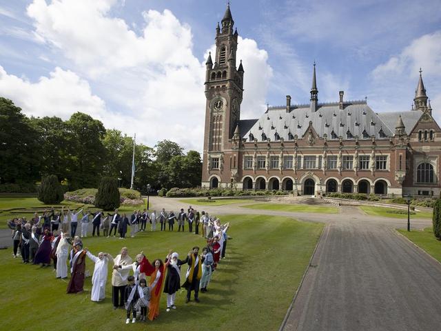 'Water for All' Event at Peace Palace by LivingPeaceProjects,November 2022 with at the front in white:SisterJayanti,Add.Admin. Head BKWSU 'Water for All' Event at Peace Palace
byLivingPeaceProjects,November 2022 with at the front
inwhite:SisterJayanti,Add.Admin. Head BKWSU